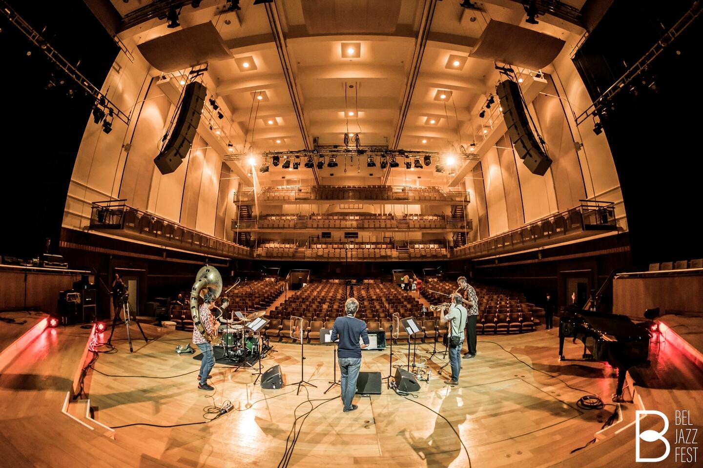 Met X History 2020 Mâäk 5tet